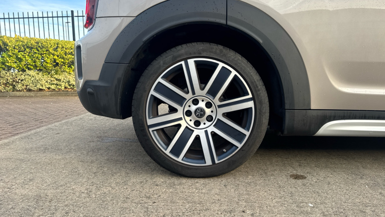 MINI Countryman 1.5 Cooper Exclusive 5dr Auto [Comfort Pack] Petrol Hatchback